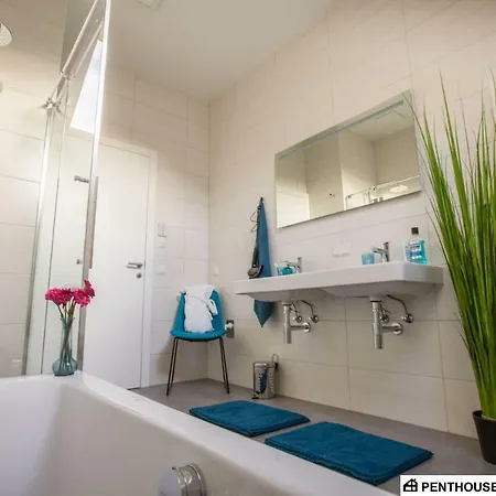 Penthouse Am Sonnenhang Mit Exklusiver Ausstattung 아파트